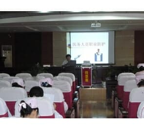 為提高醫務人員職業安全意識 兒童醫院舉行職業防護培訓