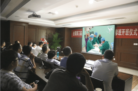 徐州仁慈醫院用仁愛醫治殘缺，用醫術拯救生命