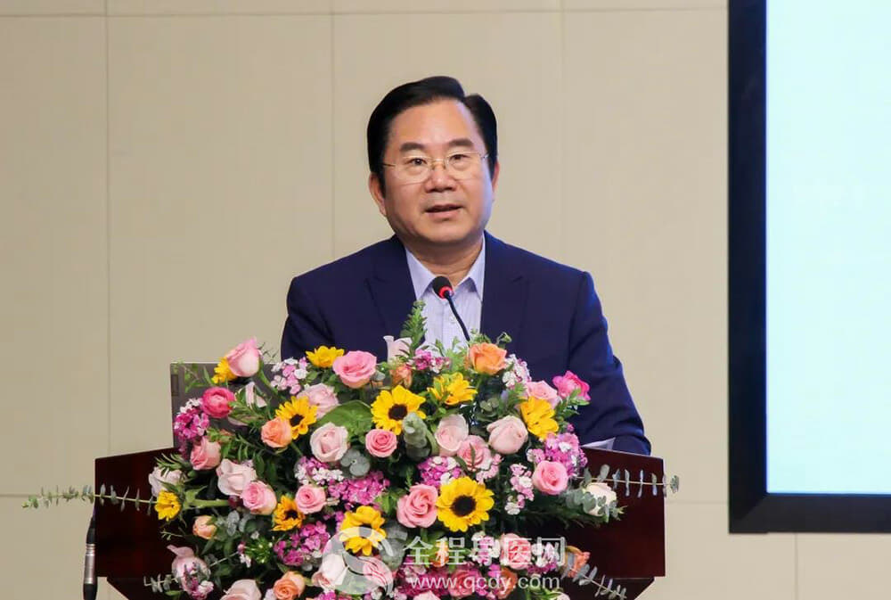 “智繪醫(yī)療,云惠健康” 徐州市第一人民醫(yī)院信息化建設(shè)發(fā)展研討會順利召開