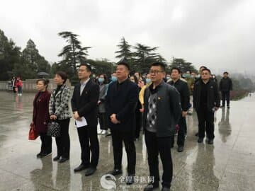 徐州市傳染病醫院開展重溫入黨誓詞、緬懷革命先烈的主題黨日活動