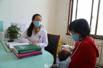 徐州婦幼保健院營養師盛志華帶您全方位了解：寶寶如何添加輔食
